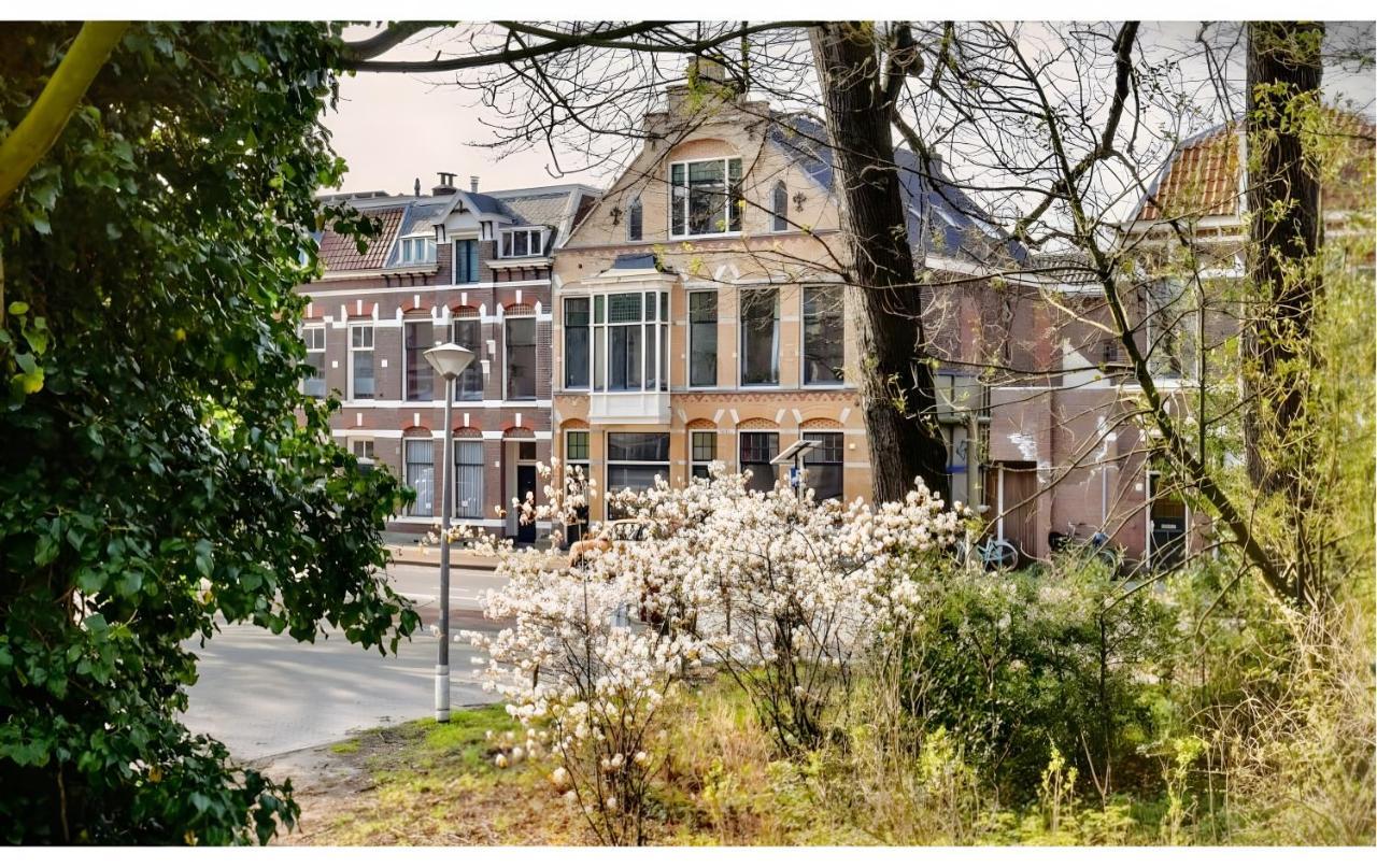 Lovely, 1898 Jugendstil Design Apartment, Old Haarlem City Centre, Fully Renovated With Parkview Near Amsterdam And Zandvoort, Bloemendaal Beach Dış mekan fotoğraf